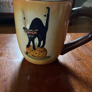 Oneida Halloween Mug with Black Cat and Pumpkin Design